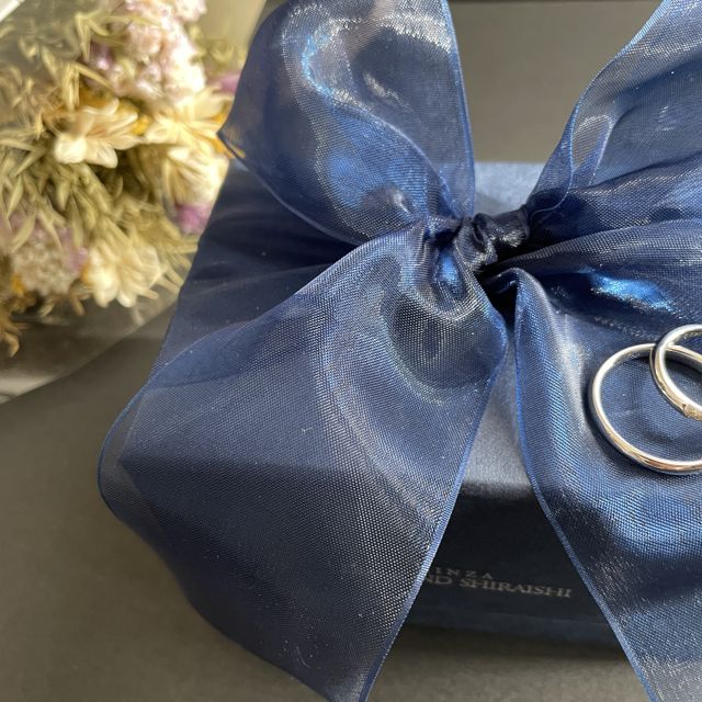 【銀座ダイヤモンドシライシの口コミ】 これから何年もつけていくものなので、シンプルで飽きがこないデザインを…