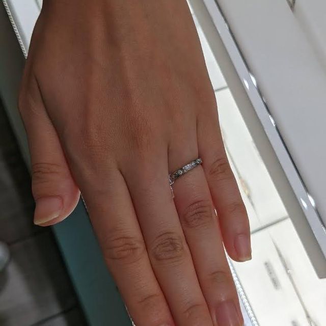 【シャネル(CHANEL)の口コミ】 シャネルのデザインはどれも女性らしさがあって素敵でした。また店員さん…