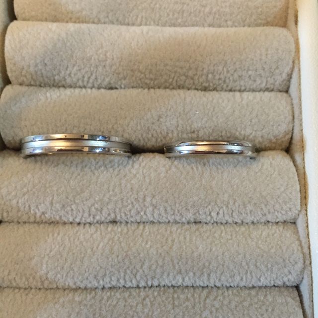 【JEWELRY  KAMATA(ジュエリーかまた)の口コミ】 私は出来合いのデザインが嫌で、
このお店は、フルオーダーで自分が考えて…