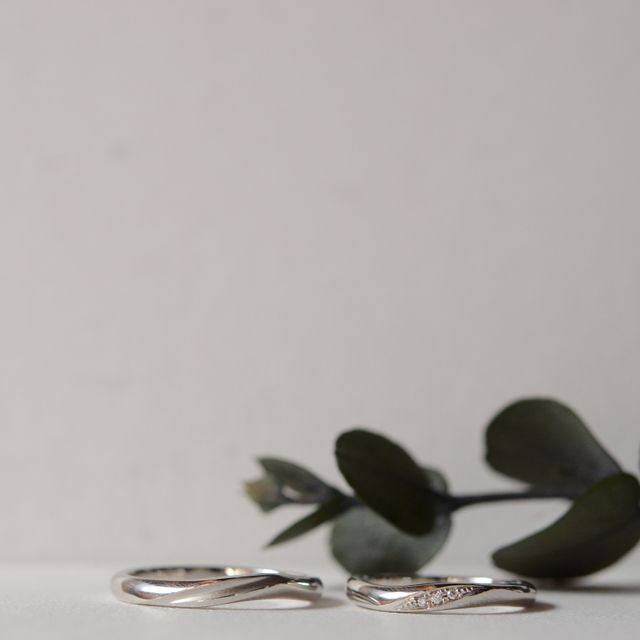 【CRAFY(クラフィ)の口コミ】 いろんなところで指輪をつけて、ある程度デザインの目星をつけていました…