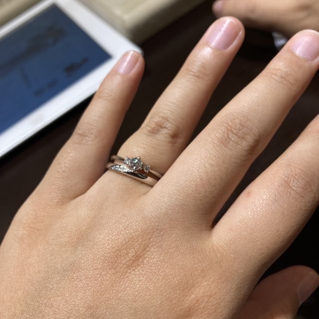 【TRECENTI(トレセンテ)の口コミ】 耐久性の高い枠を採用しているうえ、ダイヤモンドの接着方法にもこだわり…