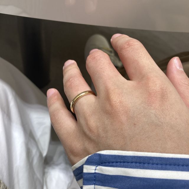 【4℃ BRIDAL(ヨンドシーブライダル)の口コミ】 デザインがシンプルかつエレガントであり、価格帯も思っているより高価で…