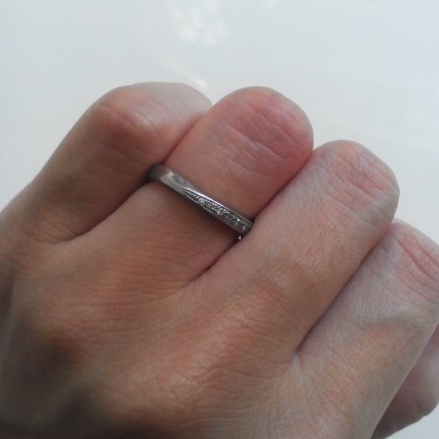 【TAKE-UP(テイクアップ)の口コミ】 幾つかの店舗でいくつも試着を重ねた上でたどり着いたのがこの指輪でした…