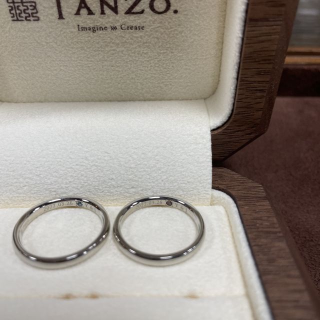 【TANZO.(鍛造指輪)の口コミ】 デザインがしっかりしていることと、ほとんど本人たちがデザインを選べた…