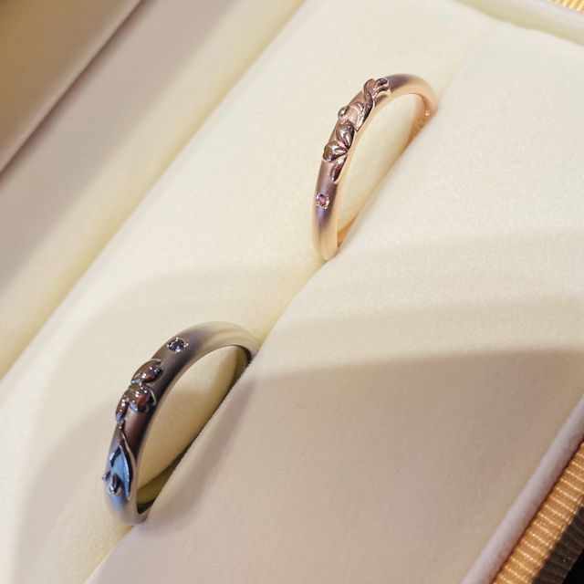 【ケイウノ ブライダル(K.UNO BRIDAL)の口コミ】 【デザインについて】
デザインは本当に細かくお願いできました。二転三転…