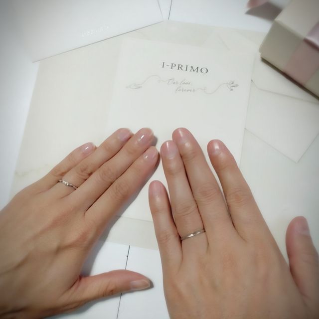 【アイプリモ(I-PRIMO)の口コミ】 デザインの種類も豊富で選ぶのに大変迷います。私は指が細い方で、でもそ…