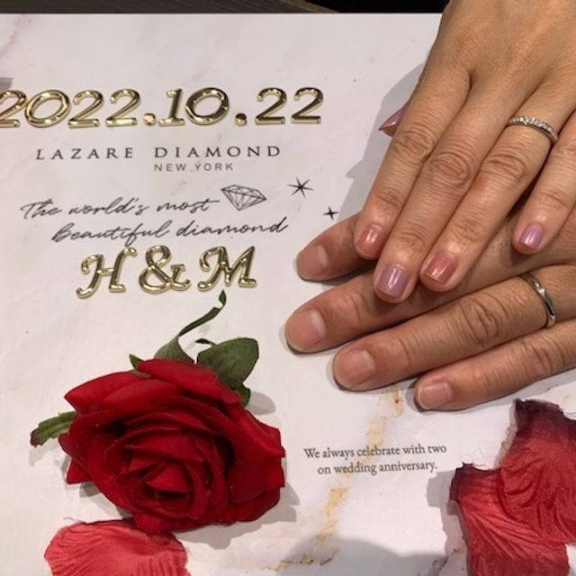 【ラザール ダイヤモンド(LAZARE DIAMOND)の口コミ】 結婚指輪のブランドをネットで調べて、各ブランドの商品を見ていきました…