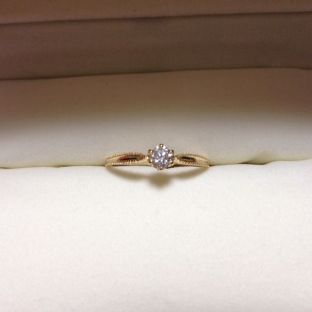 【garden(ガーデン)の口コミ】 私は指の関節がかなりゴツゴツしているのですが、こちらの指輪はそれ自体…