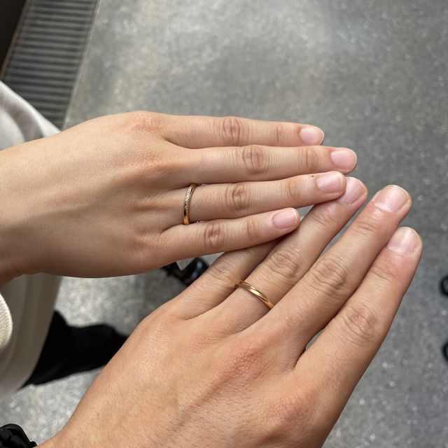 【TRECENTI(トレセンテ)の口コミ】 あたしはストレートの形で斜めにダイヤがかかっているようなデザインがよ…