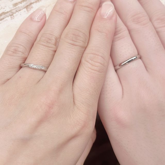 【銀座ダイヤモンドシライシの口コミ】 指輪のデザインは、シンプルで長く付けれるで選びました！はじめはダイヤ…
