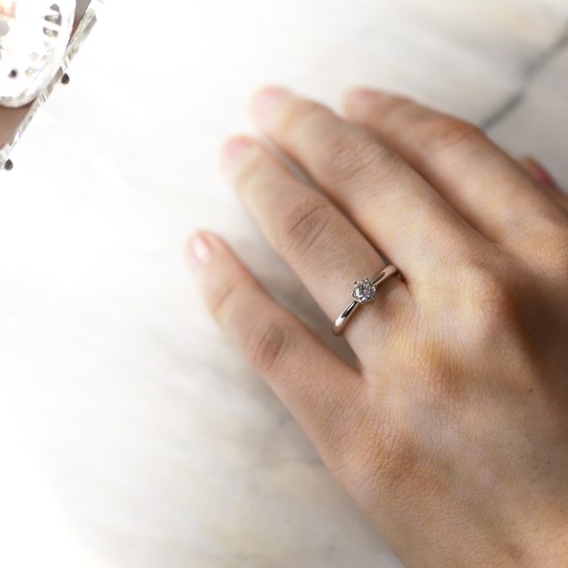 【エクセルコダイヤモンド(EXELCO DIAMOND)の口コミ】 新郎新婦共に、指輪は有名ブランドやハイブランドでも見た目で分からない…