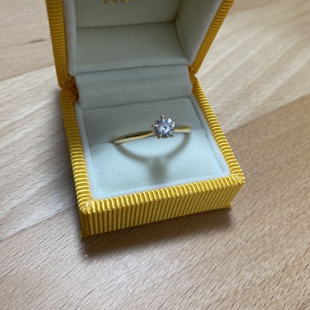 【ケイウノ ブライダル(K.UNO BRIDAL)の口コミ】 デザイン、ダイヤの意味が素敵でした。また、カットやカラット、カラーも…