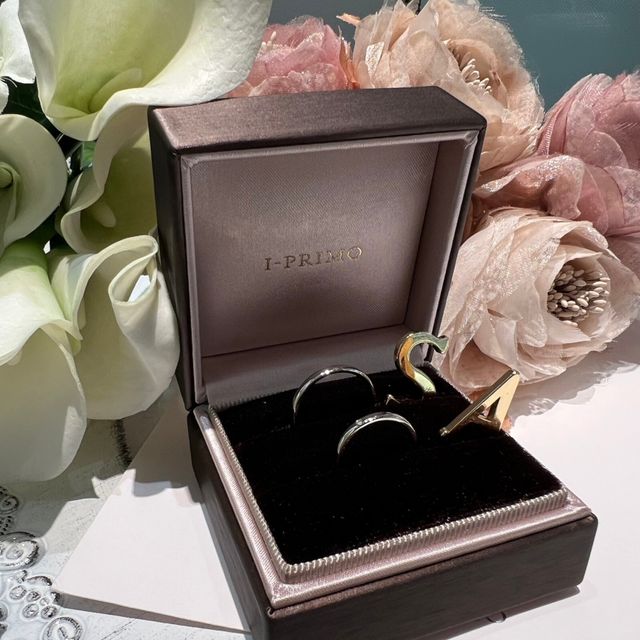 【アイプリモ(I-PRIMO)の口コミ】 服に合わせやすくシンプルなものを探していました。どのような場面にも合…