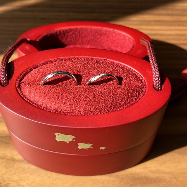 【ひなの口コミ】 ブランドは気にせずデザイン重視で探しました。
付け心地や着用時の雰囲気…