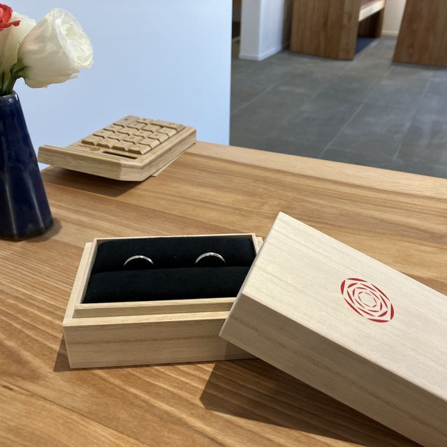 【出雲結(いずもゆい)の口コミ】 シンプルなデザインのものが好みで、いろいろ探していました。今までは指…