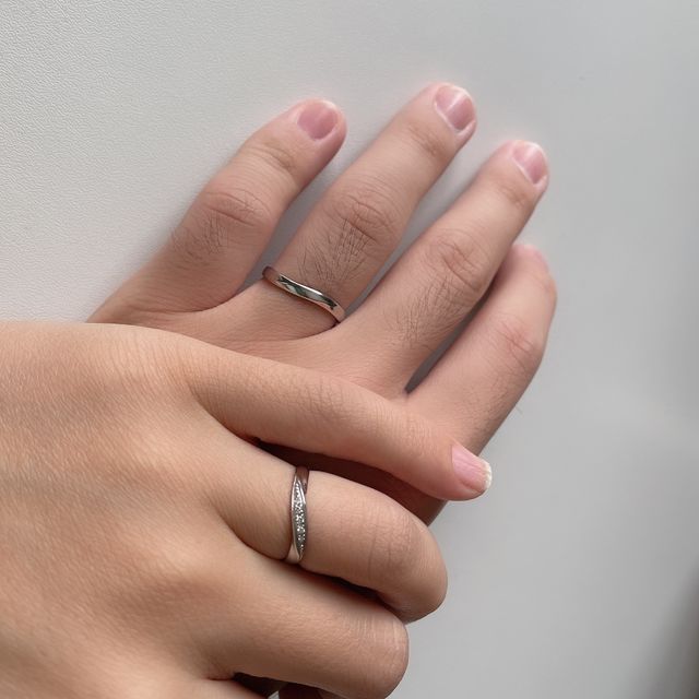 【With thee(ウィズィー)の口コミ】 結婚指輪なのでいつでもどこでもつけられるようなシンプルなものを探して…