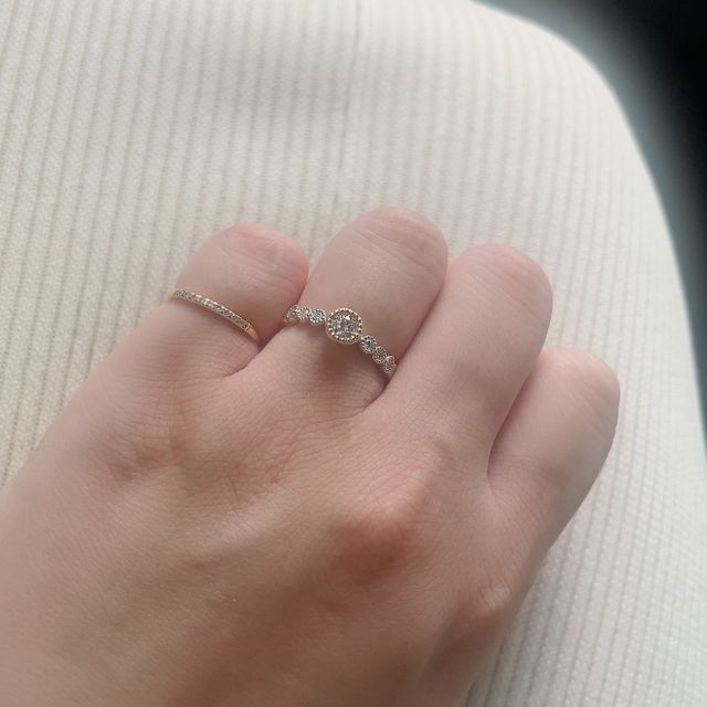 【AMOUR AMULET(アムール・アミュレット)の口コミ】 普段からつけられるデザインで付けやすいもの、というイメージで探してい…