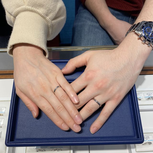 【銀座ダイヤモンドシライシの口コミ】 指輪のデザインで選びました。艶のあるものからマットの素材までさまざま…