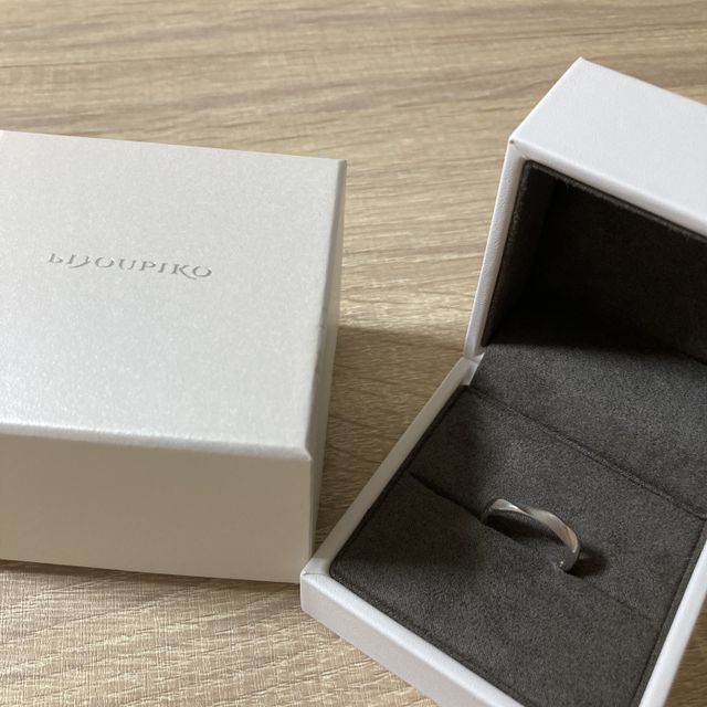 【Desserts(デザート)の口コミ】 たくさんのブランドの様々なデザインを見比べて、自分に1番似合うものがこ…