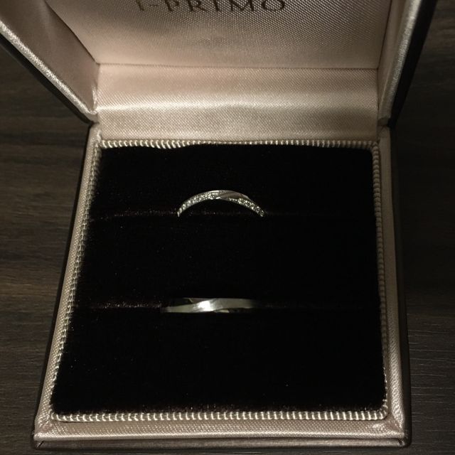 【アイプリモ(I-PRIMO)の口コミ】 三日月を模した独特の形状で、夫婦ともに指の間のズレによくフィットしま…