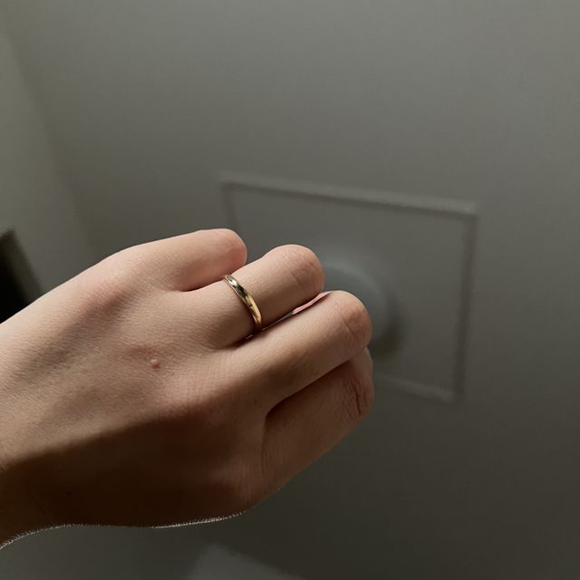 【銀座ダイヤモンドシライシの口コミ】 まず、デザインが気に入りました！
主張しすぎず、カジュアルにもつけれる…