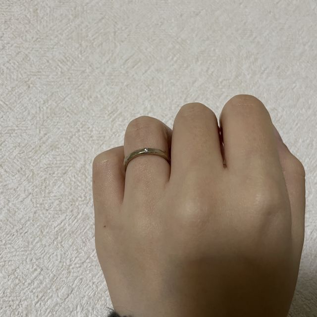 【BRILLIANCE+(ブリリアンスプラス)の口コミ】 仕事中もずっとつけられるシンプルなものを第一に選びました。しかし、私…