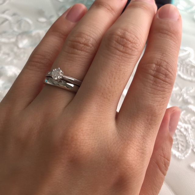 【エクセルコダイヤモンド(EXELCO DIAMOND)の口コミ】 指輪の決め手の1番は、ダイアモンドの品質です。
プラチナ部分の良し悪し…