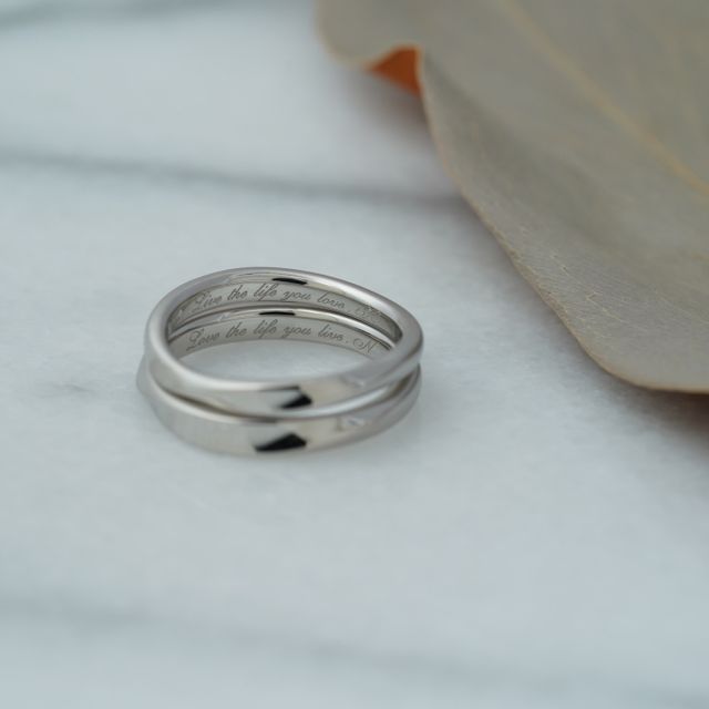 【THREE TREES(スリーツリーズ)の口コミ】 指輪のデザインをSNSで見てみると、どの指輪も一つ一つ違いがあって、魅力…