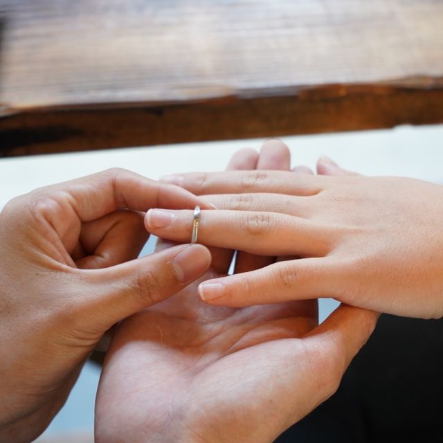 【THREE TREES(スリーツリーズ)の口コミ】 指輪のデザインをSNSで見てみると、どの指輪も一つ一つ違いがあって、魅力…