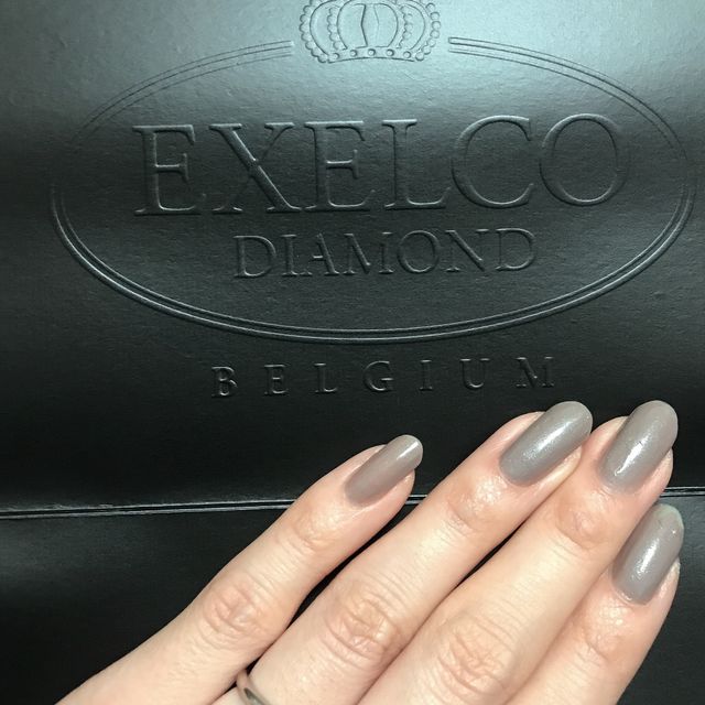 【エクセルコダイヤモンド(EXELCO DIAMOND)の口コミ】 高級感や、お店の雰囲気、あとは箱がとっても可愛いかったからです！どれ…