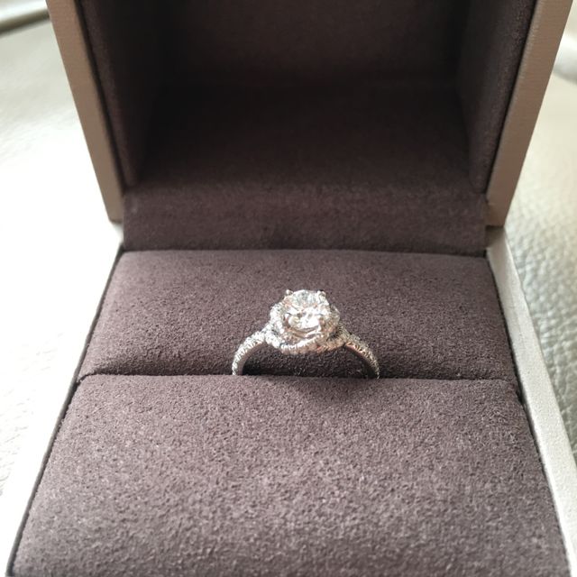 【ショーメ(CHAUMET)の口コミ】 ダイヤの大きさ・グレードにこだわりたかったので、当初は知り合いの宝飾…