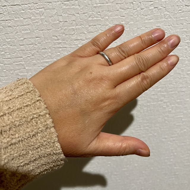 【ティファニー(Tiffany & Co.)の口コミ】 ブランドは憧れのティファニーと決めていました。
リングの決め手は何とい…