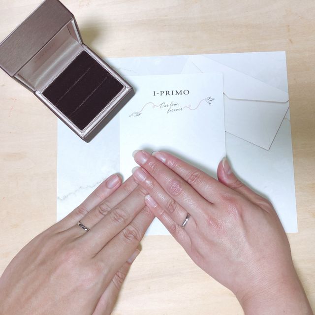 【アイプリモ(I-PRIMO)の口コミ】 指輪のデザインが素敵でした。カットが少し珍しい形で色々迷いましたが結…