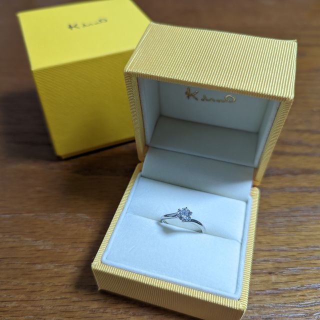 【ケイウノ ブライダル(K.UNO BRIDAL)の口コミ】 持ち込んだルースで指輪を作っていただきました。
沢山のブランドを探して…