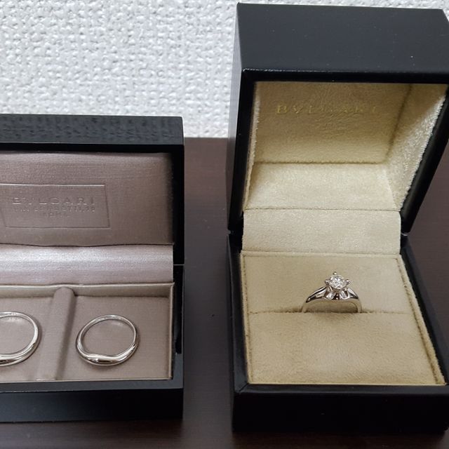 【ブルガリ(BVLGARI)の口コミ】 いくつか有名ブランド店を彼と回っているうち、ブルガリのコロナに出会い…