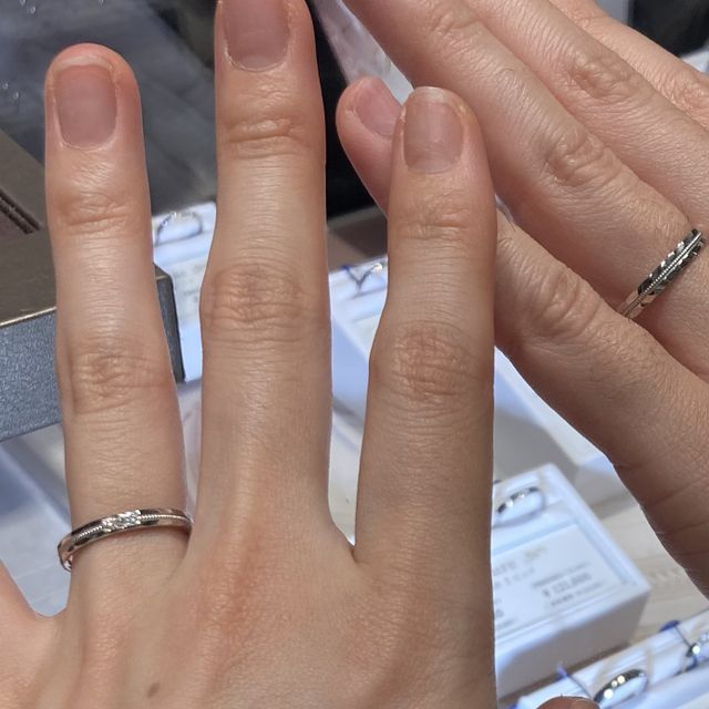 【YUKIZAKI BRIDAL(ユキザキブライダル)の口コミ】 デザインが豊富で、人と被らないのを好む方は是非おすすめです。着け心地…