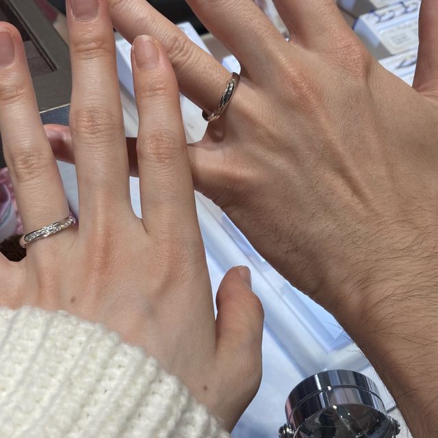 【YUKIZAKI BRIDAL(ユキザキブライダル)の口コミ】 デザインが豊富で、人と被らないのを好む方は是非おすすめです。着け心地…