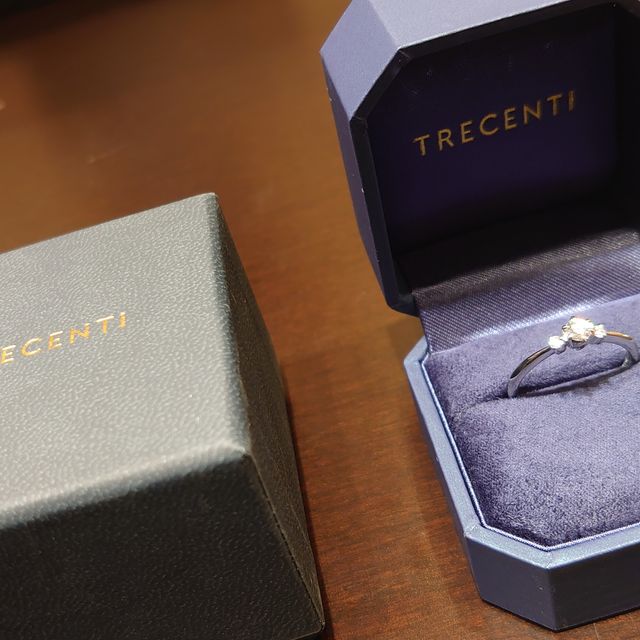 【TRECENTI(トレセンテ)の口コミ】 かわいい指輪であるのと同時に、あまりカジュアルすぎないデザインに惹か…