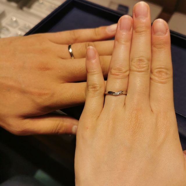 【銀座ダイヤモンドシライシの口コミ】 綺麗めなデザインが多いように感じました！
エレガントでお上品なものが多…