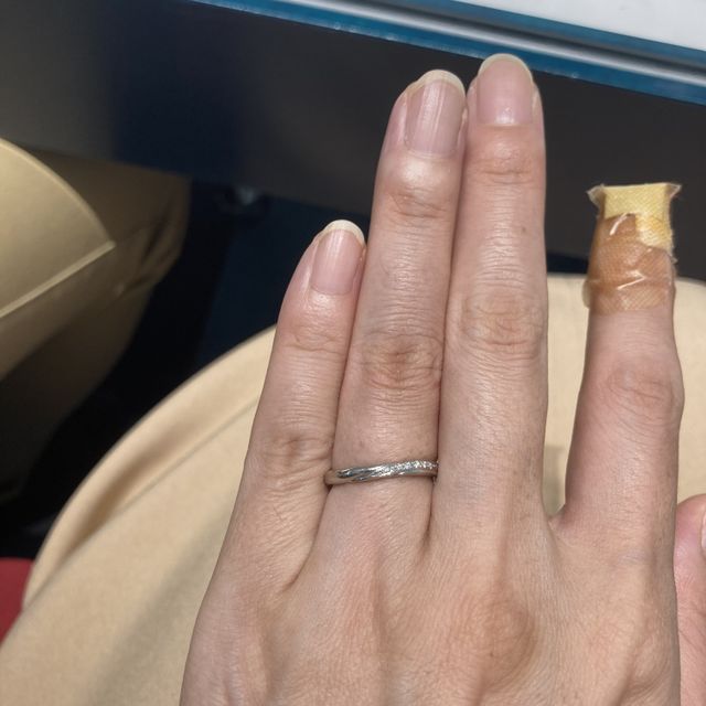 【銀座ダイヤモンドシライシの口コミ】 ブライダル専門店なのでデザインがすごく豊富でよかった！
デザインが豊富…