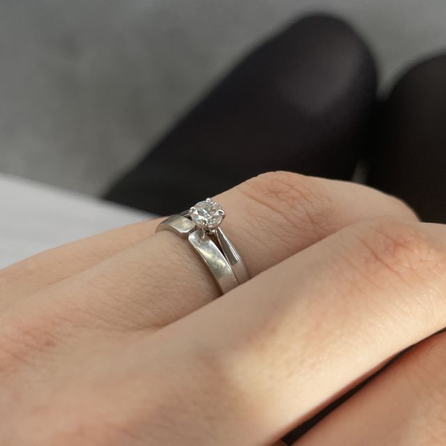 【Cayof(カヨフ)の口コミ】 購入済みの結婚指輪との重ねづけ相性を考えてデザインしてくださいました…