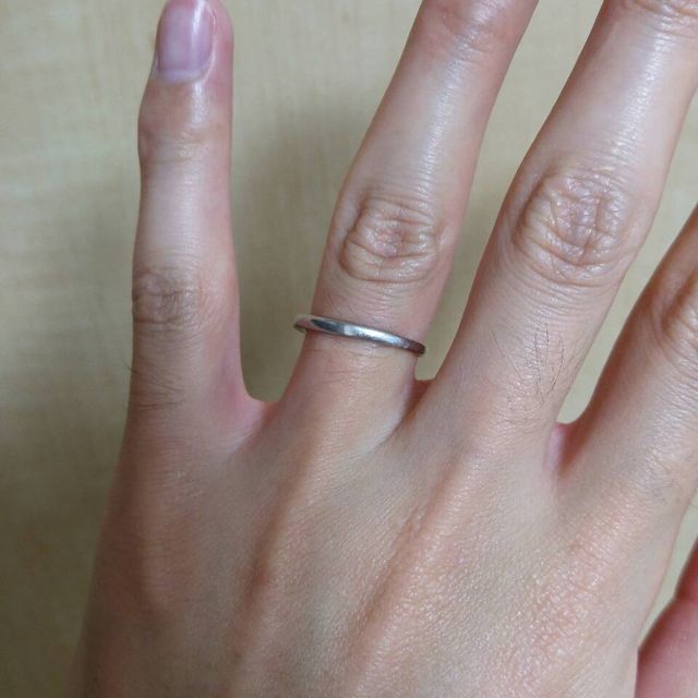 【Mariage ent(マリアージュエント)の口コミ】 妻と2人で各自気にいるデザインの指輪を選んでいきました。
そうすると妻…