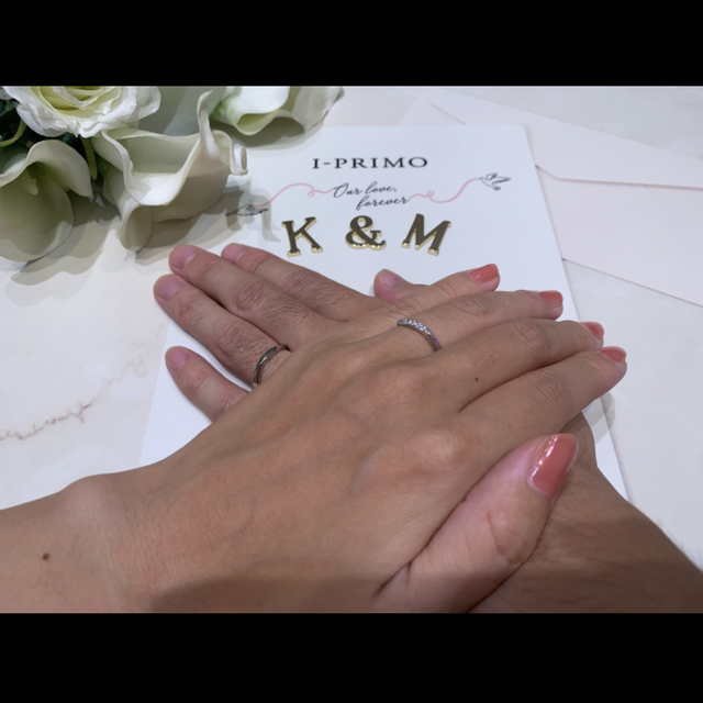 【アイプリモ(I-PRIMO)の口コミ】 2人とも好きなデザインで、比較的リーズナブルだったので決めました。
お…