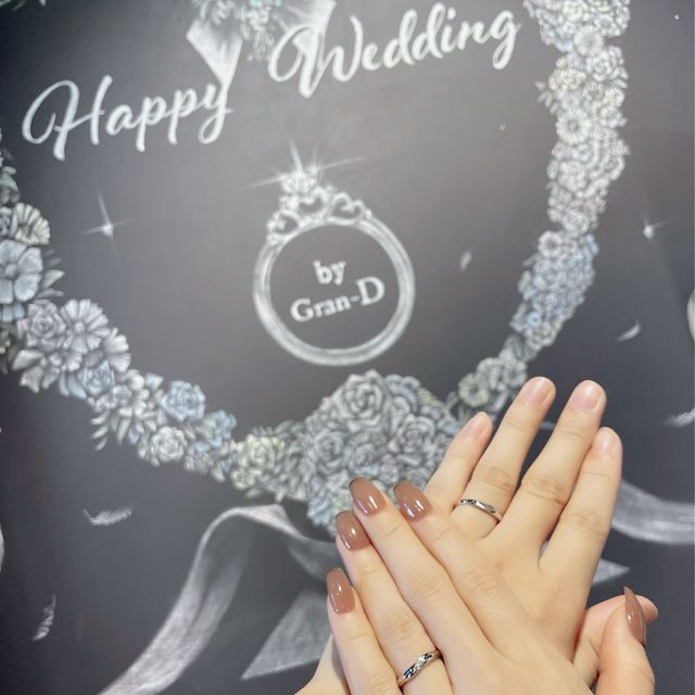 【AFFLUX(アフラックス)の口コミ】 ゆびわの幅（太さ）が丁度良く、シンプルで指が綺麗に見えるデザインに惹…