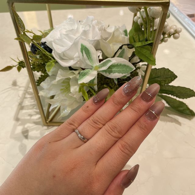 【LAPAGE(ラパージュ)の口コミ】 周りの友達の結婚指輪や婚約指輪を見してもらった時に、みんの同じように…