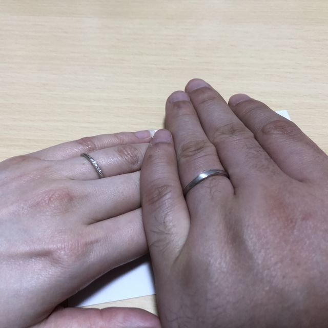 【RosettE(ロゼット)の口コミ】 嫁の一目惚れでした。細めの指輪を探していて、色々店舗で試着させて頂い…