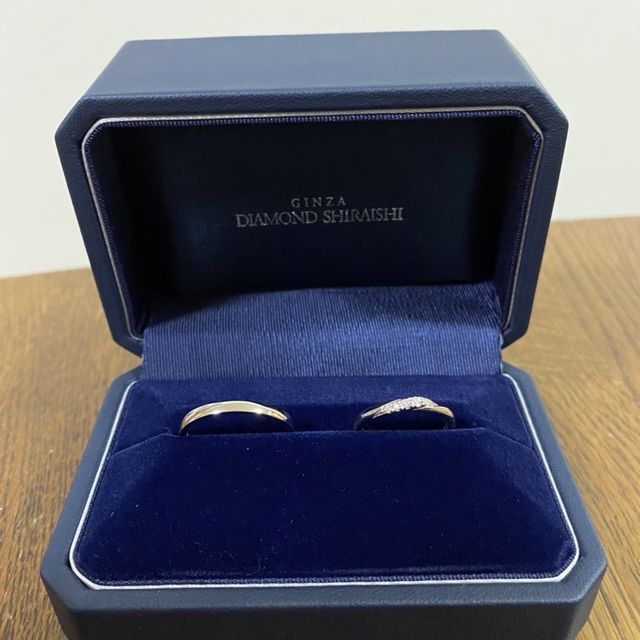 【銀座ダイヤモンドシライシの口コミ】 結婚指輪を探しに数店舗見学に伺いました。
ダイヤモンドシライシさんのご…
