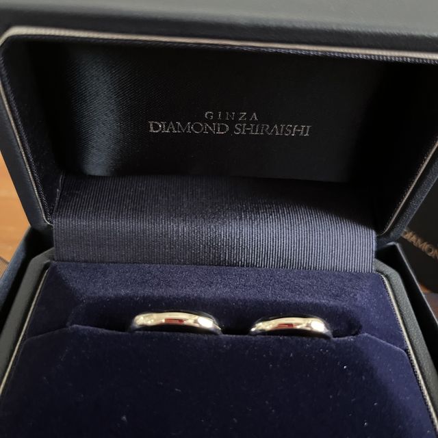 【銀座ダイヤモンドシライシの口コミ】 【つけ心地】付け心地が良く、外すのも難儀しないのが決め手となりました…