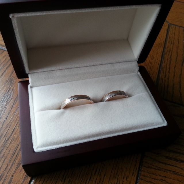 【Something Blue(サムシングブルー)の口コミ】 ブランド名に魅かれてのぞいてみたところ、この指輪を見つけました。ピン…