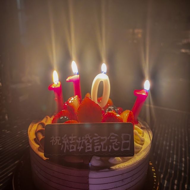 【アイプリモ(I-PRIMO)の口コミ】 夫はプラチナのキラッとしている感じが苦手だったのですが、指輪にマット…